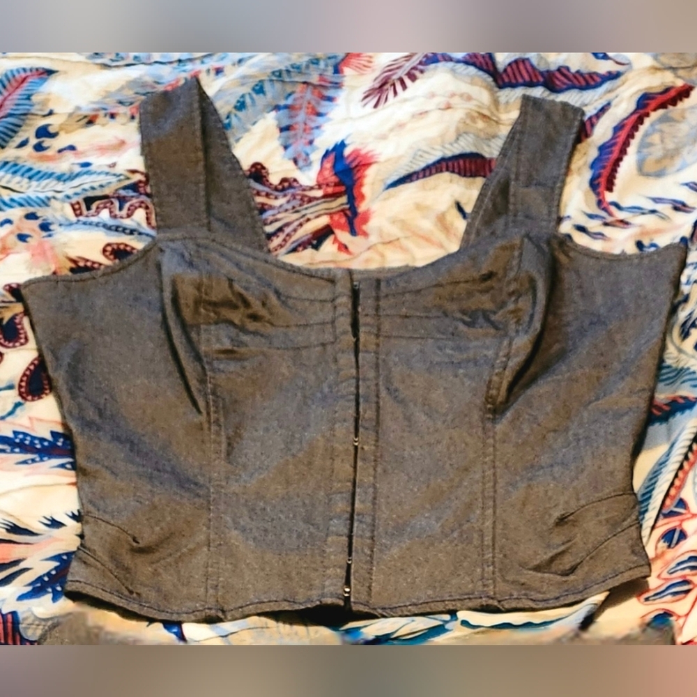 Bisou Bisou Gray Denim Hook Eyelet Front Corset Tank Top - Picture 2 of 4